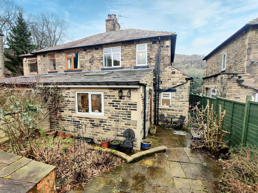 Shibden Grange Drive, Halifax HX3 3 bed semidetached house £269,950