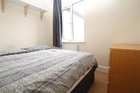 2 bedroom apartment to rent, Lyndhurst Drive, Hornchurch, Essex, RM11