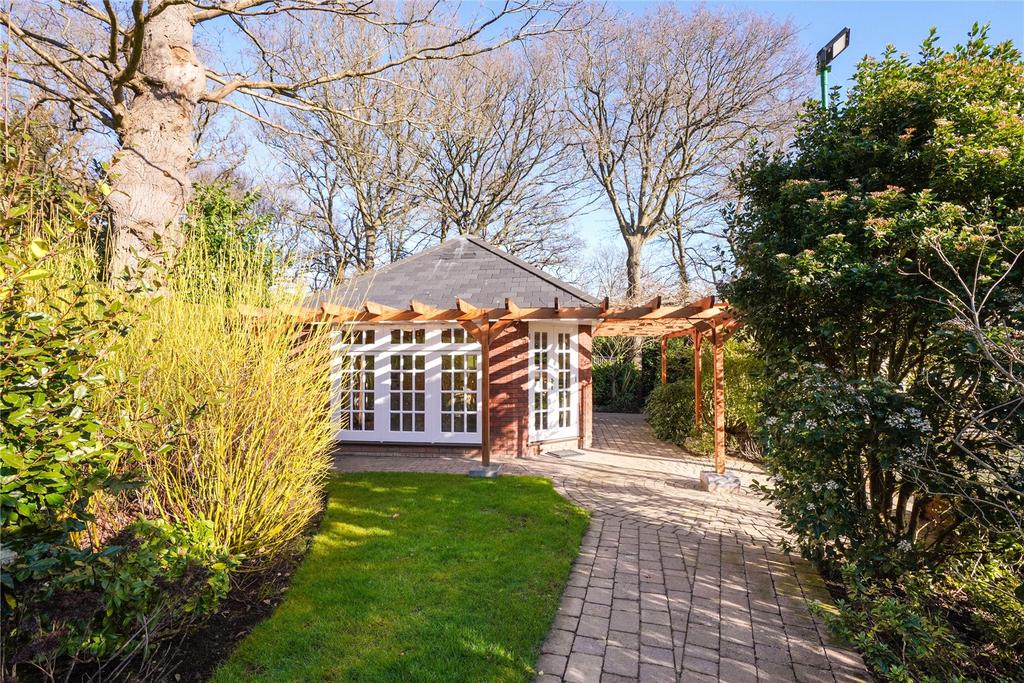 Outbuilding