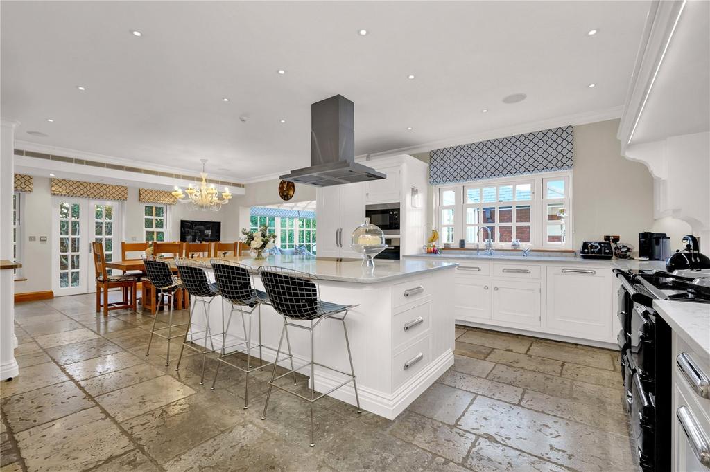 Kitchen/Breakfast