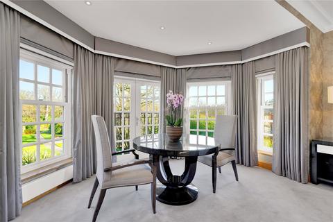 Fairoaks Pachesham Park, Leatherhead, KT22 0DJ