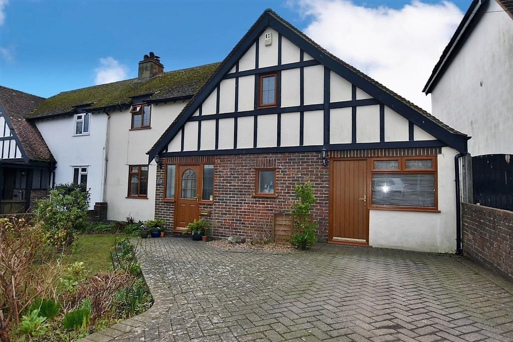 Oaklands Avenue, Saltdean, Brighton BN2 3 bed semidetached house £