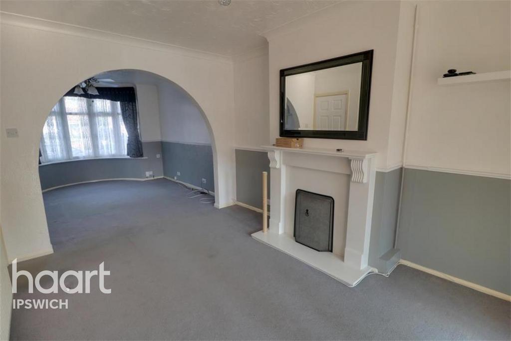 Ashcroft Road, Ipswich 3 bed semidetached house to rent £1,300 pcm