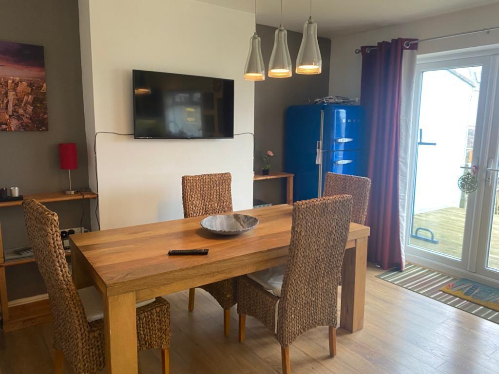Greenmore Gardens, Hilton, Aberdeen... 3 bed semidetached house £