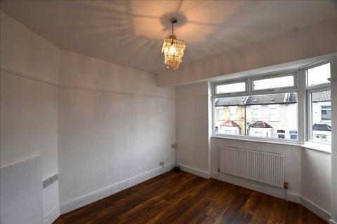 3 bedroom house to rent - Croyland Road, London