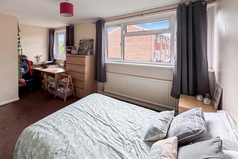 38 Kildare Close, Bordon, GU35 0HW
