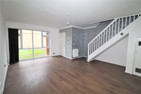3 bedroom terraced house to rent, Turnpike Link, Croydon, CR0