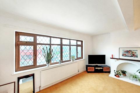 329 Rayners Lane, Pinner, HA5 5EH