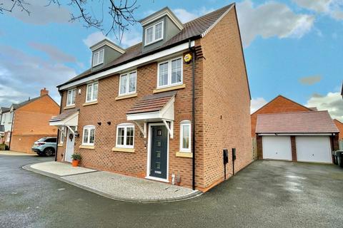 52 Burnham Road, Wythall, Birmingham, B47 6AT