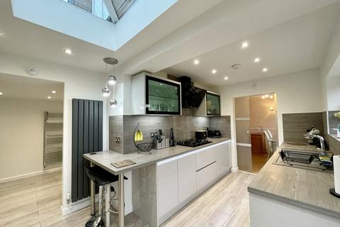 10 Grafton Road, Shirley, Solihull, B90 1NG