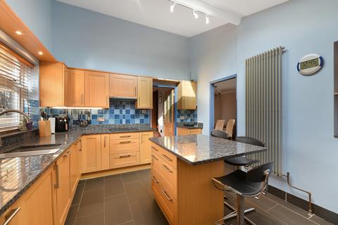 Glengarra Malling Road, Teston, Maidstone, ME18 5AR
