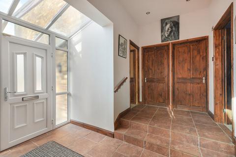 Glengarra Malling Road, Teston, Maidstone, ME18 5AR