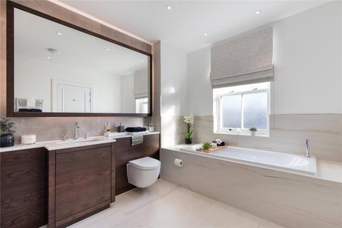 37 Barrons Chase, Richmond, TW10 5DA