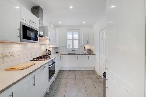 1 Hester Terrace, Richmond, TW9 4JT