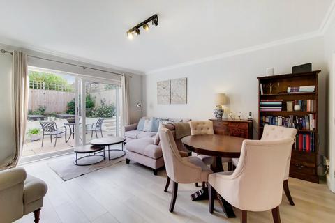 1 Hester Terrace, Richmond, TW9 4JT