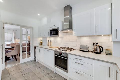 1 Hester Terrace, Richmond, TW9 4JT