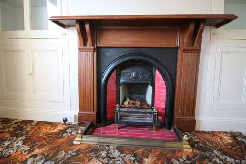 218 Callington Road, Saltash, PL12 6LN