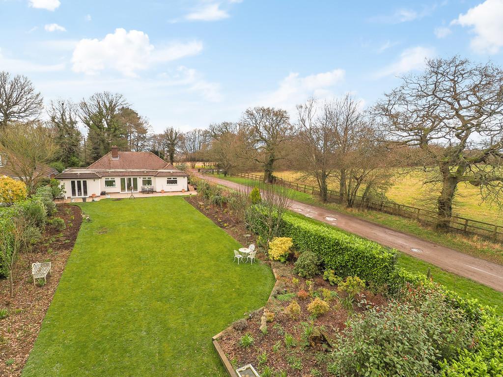 Abbey Road, Medstead, Hampshire 4 bed detached bungalow £925,000