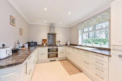 46 Abbey Road, Medstead, Alton, GU34 5PB
