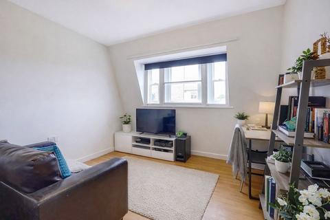 1 bedroom apartment to rent, Station Road West, Canterbury