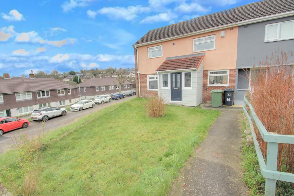 Kirkwall Road, Plymouth 2 bed semidetached house £180,000