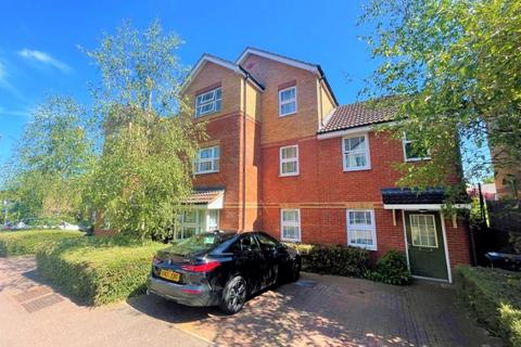 1 bedroom maisonette to rent, The Nurseries, Sarum Road, Luton, LU3 2BF