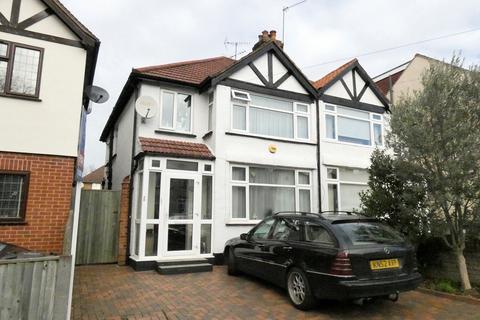 28 Beresford Avenue, London, W7 3AL