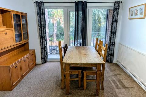 2 bedroom apartment to rent, Old Abbey Gardens, Metchley Lane, Harborne, Birmingham, B17 0JS