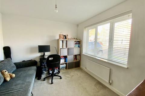 7 Spitfire Road, Sheffield, S13 7AD