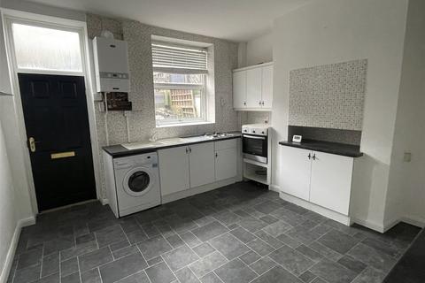2 bedroom terraced house to rent - Commonside, Batley, West Yorkshire, WF17