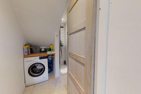 31 Warren Way, Folkestone, CT19 6DT