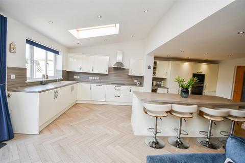 25 Ashgate Road, Willerby, Hull, HU10 6HH