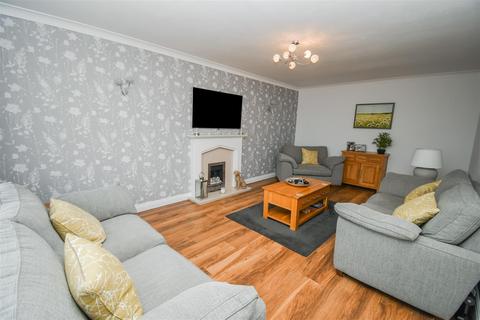 25 Ashgate Road, Willerby, Hull, HU10 6HH