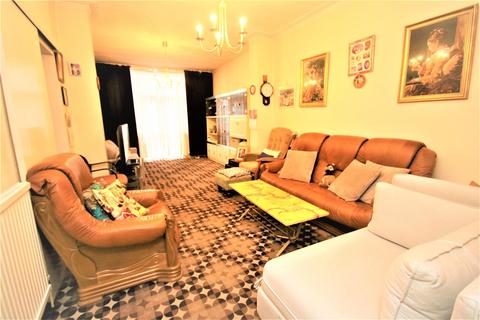 564 Green Lanes, London, N13 5SA