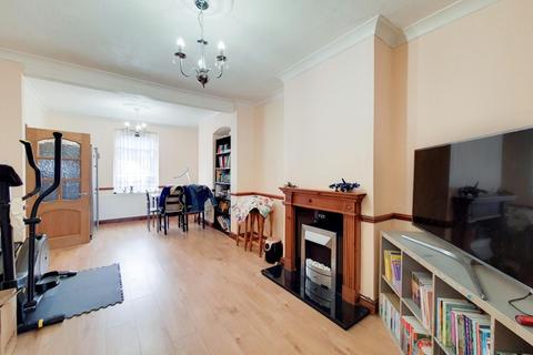 28 Capstone Road, Bromley, BR1 5NB
