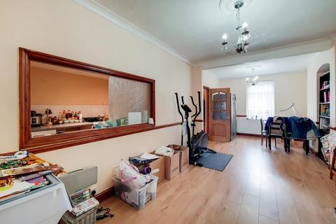 28 Capstone Road, Bromley, BR1 5NB