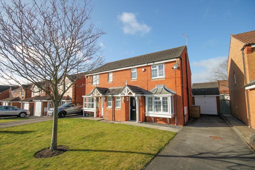 Armstrong Drive, Willington, 3 bed semidetached house £154,950