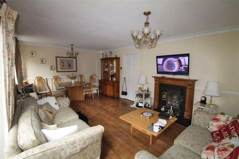 4 Hornbeams, Vigo, Gravesend, DA13 0TA