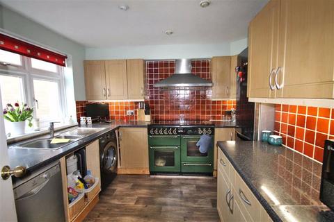 4 Hornbeams, Vigo, Gravesend, DA13 0TA