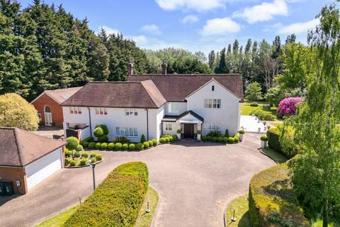 Bowlands Meadow Theydon Road, Epping, CM16 4EE