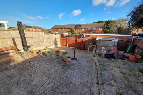 21 Downview Way, Yapton, Arundel, BN18 0HN