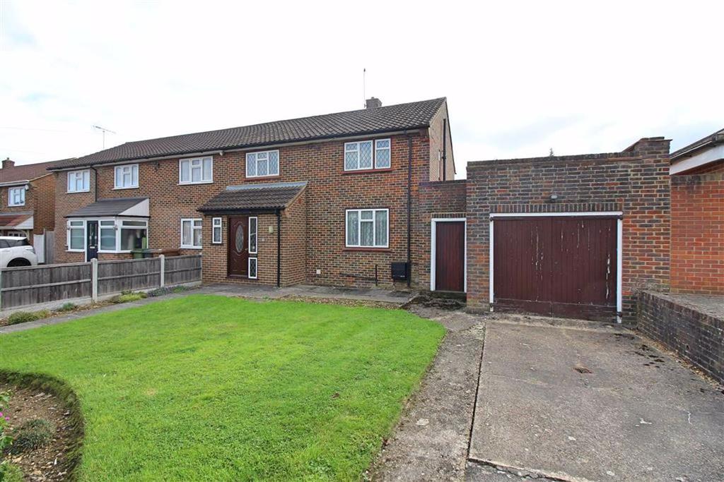 Croxdale Road, Borehamwood, Herts 3 bed semidetached house £725,000