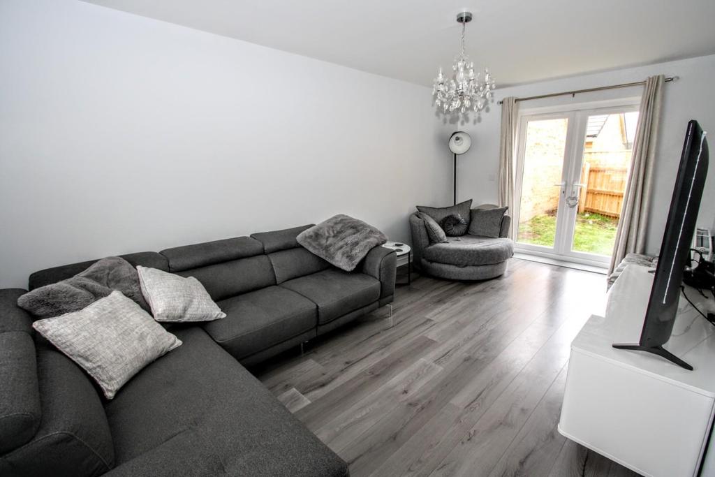 The Glade, Newton Aycliffe 3 bed semidetached house £175,000