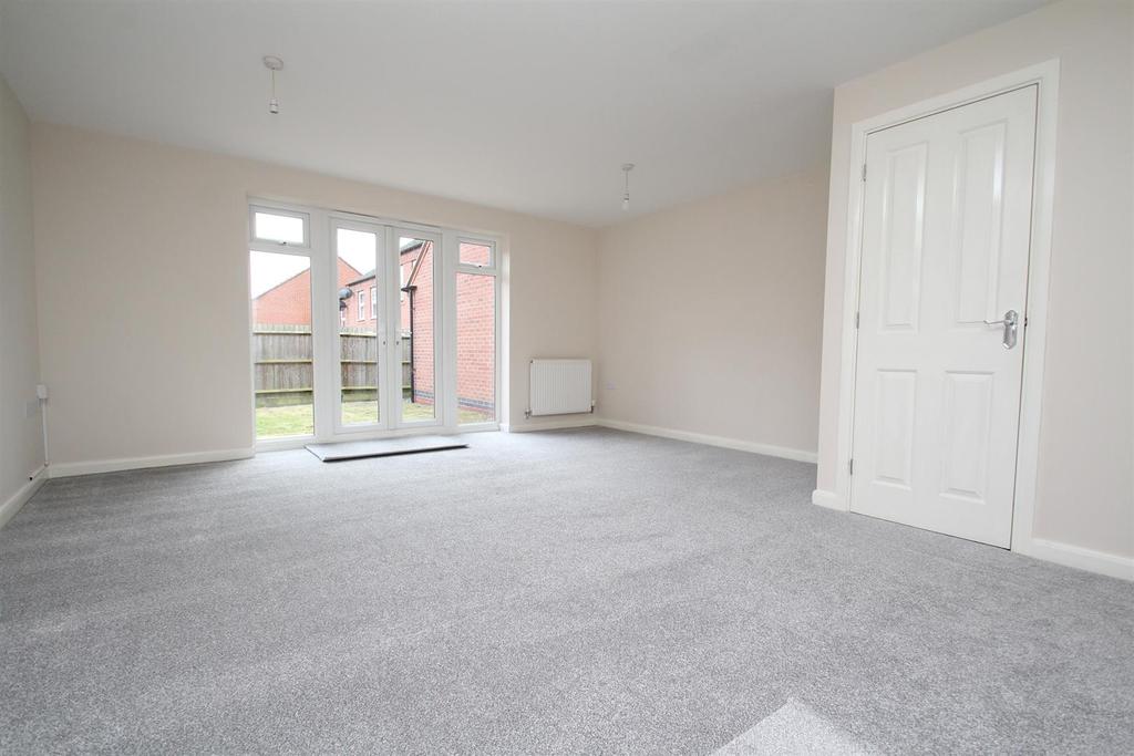 Linkfield Road, Mountsorrel, Loughborough 3 bed detached house £295,000