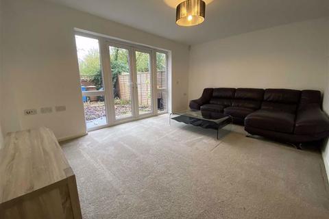 142 Broughton Lane, Salford, M7 1UF