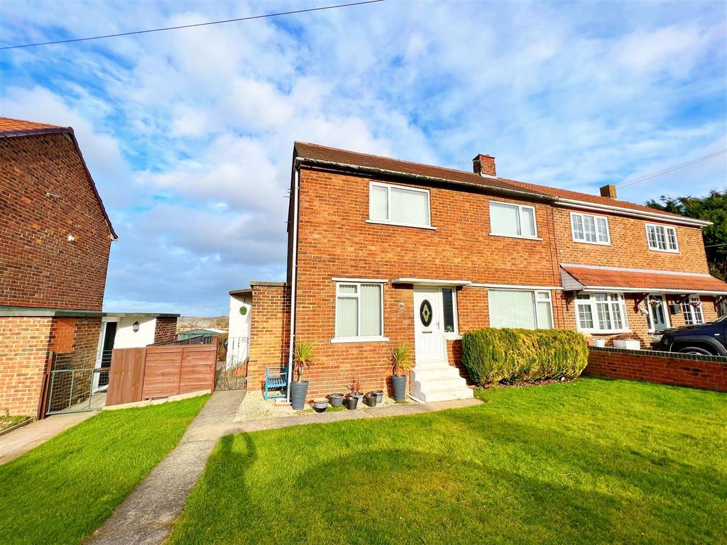 Lichfield Road, West Cornforth, 3 bed semi-detached house - £94,950