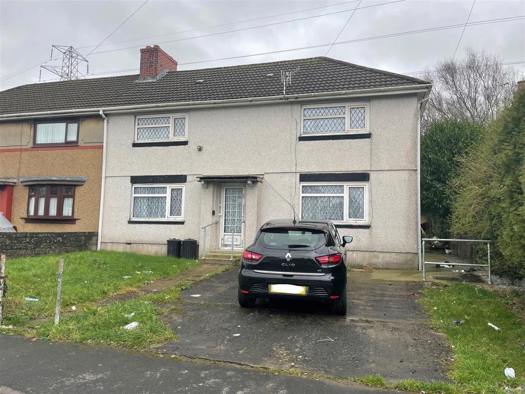 Heol Daniel, Llanelli 4 bed semidetached house £119,995