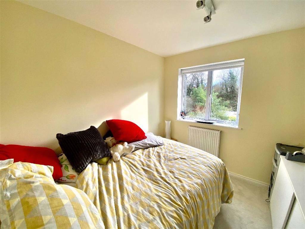 Bedroom 3 (rear)
