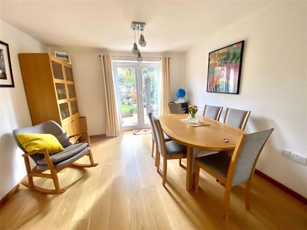 Spacious Dining Room (rear)