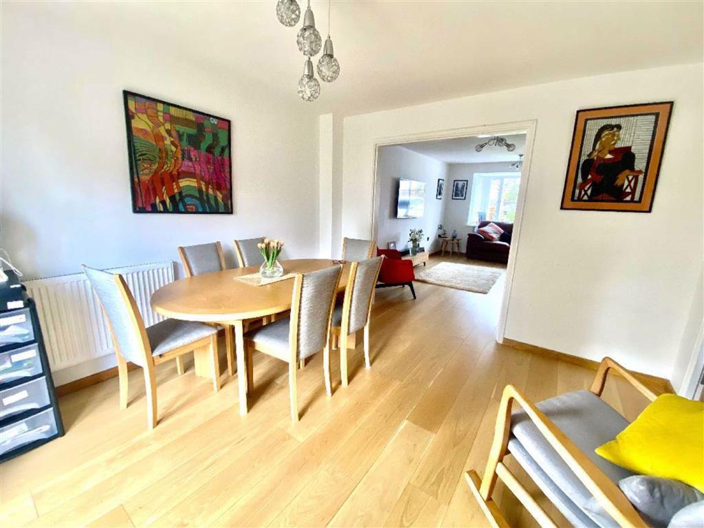 Spacious Dining Room (rear)